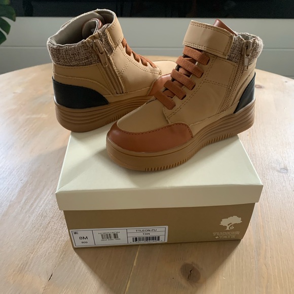 Tate + Tucker high tops - Picture 1 of 2